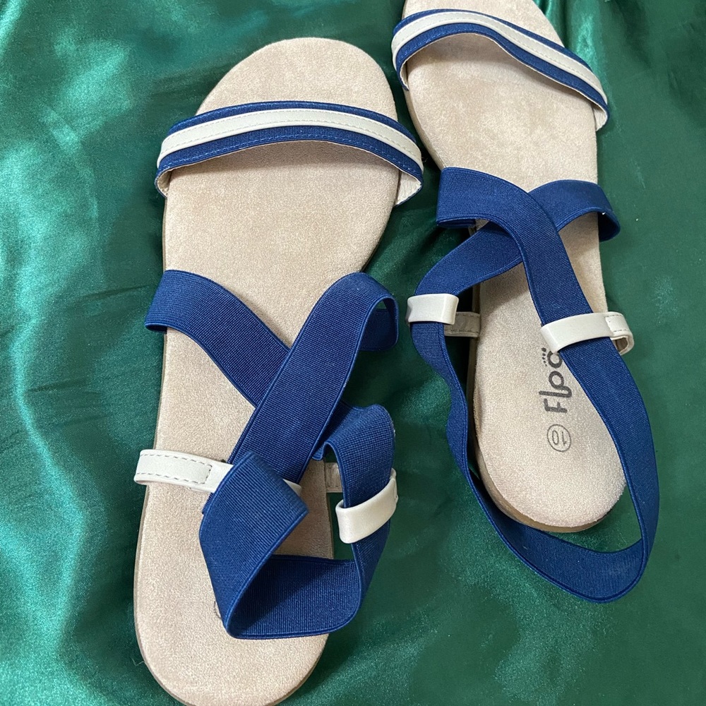 Floppi Woman’s Gladiator Sandal Size 10 Navy